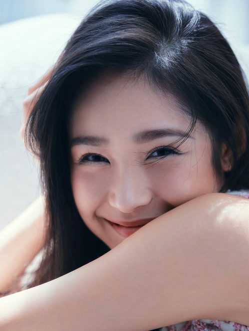 Light portrait with soft natural styling